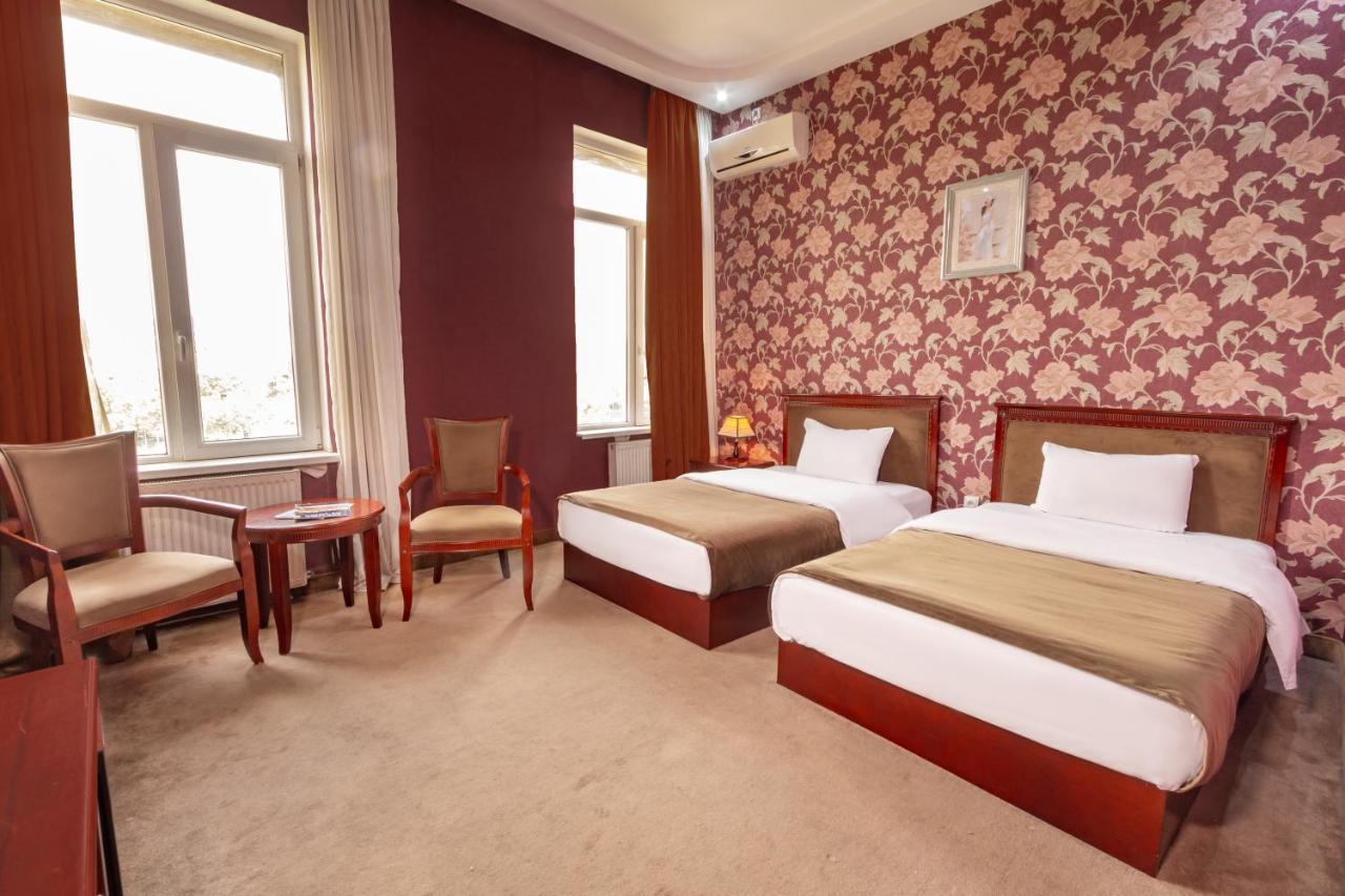 טביליסי Margo Palace Hotel מראה חיצוני תמונה